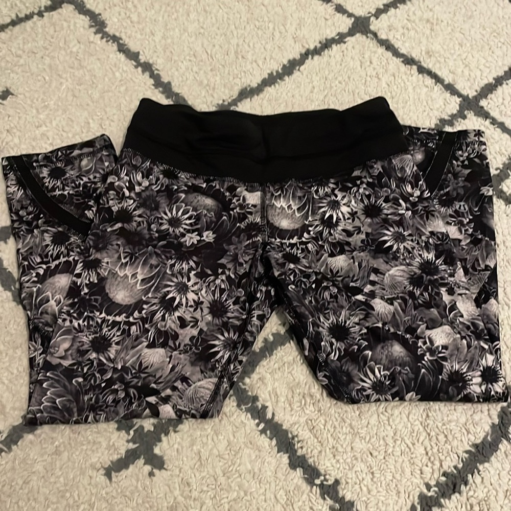Floral lululemon leggings